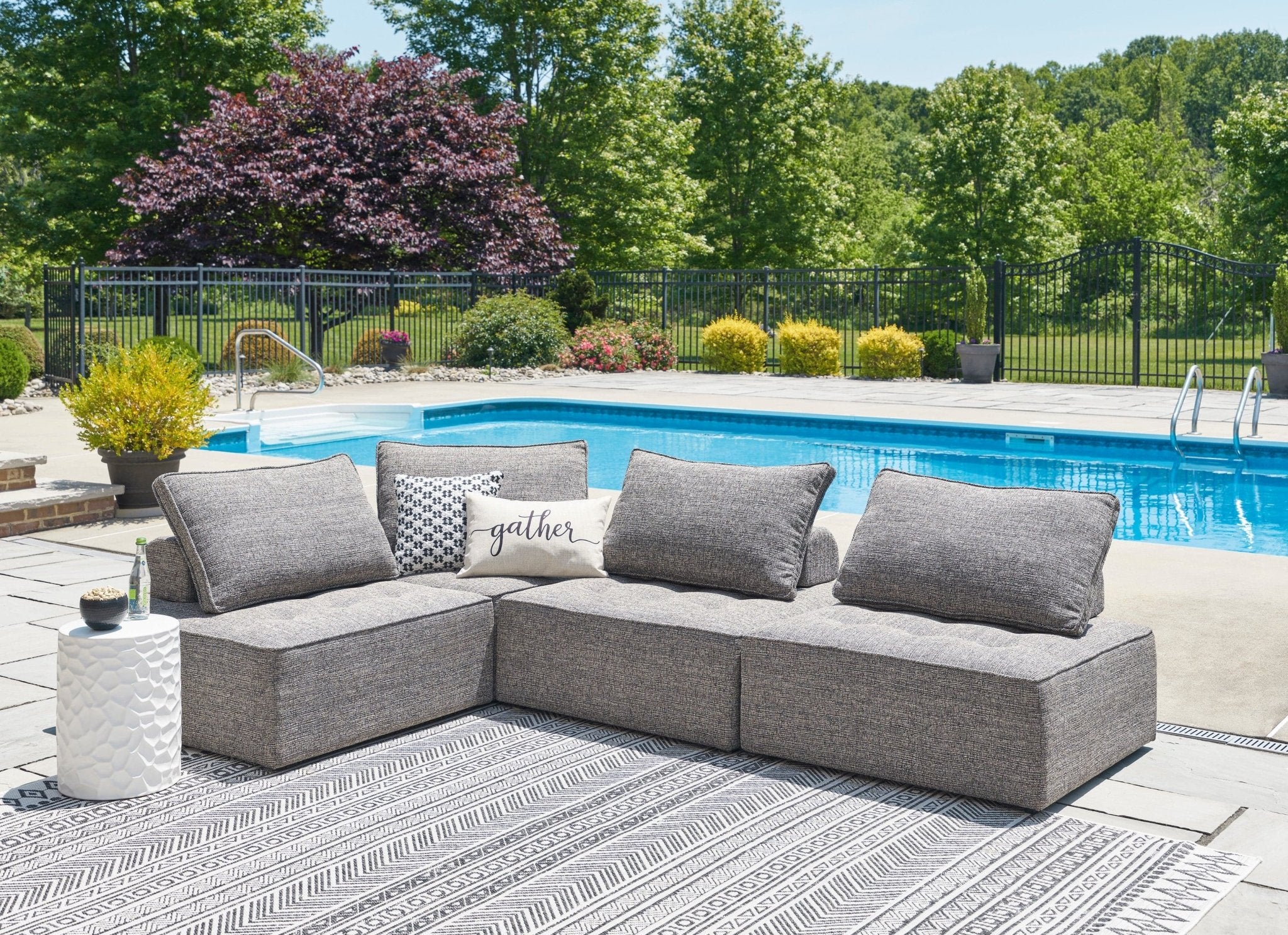Bree Zee 3-Piece Outdoor Modular Seating - HER Home Design Boutique
